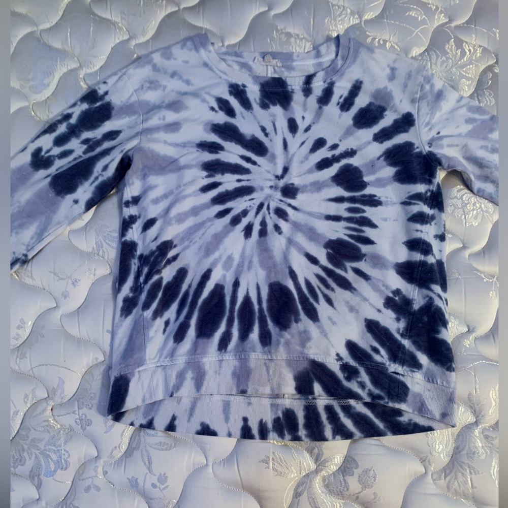 Blue tie die long sleeve shirt